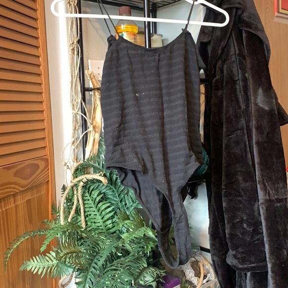 Black body suit - Picture 2 of 2